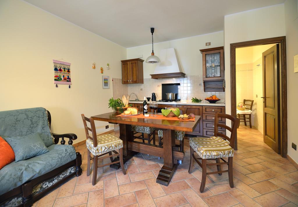 Agriturismo San Severo パッシニャーノ・スル・トラジメーノ エクステリア 写真