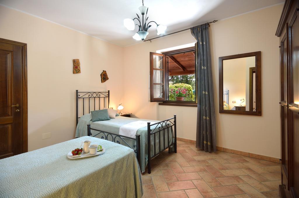 Agriturismo San Severo パッシニャーノ・スル・トラジメーノ エクステリア 写真